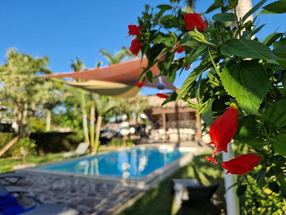 Hotel Enjoy Лас Теренас Екстериор снимка